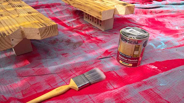 varnish timber for garden bench